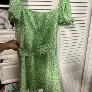 Green Floral Belted Puff-Sleeve Dress